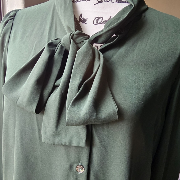 Premise Studio Button Down Long Sleeves Blouse - Picture 6 of 6